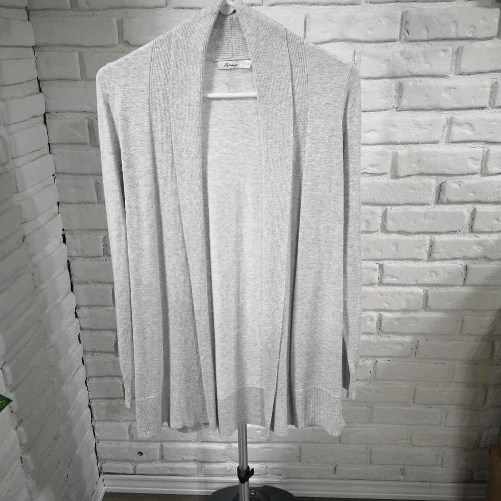 Reitmans Ladies Size XS Lightweight Light Grey Open Cardigan